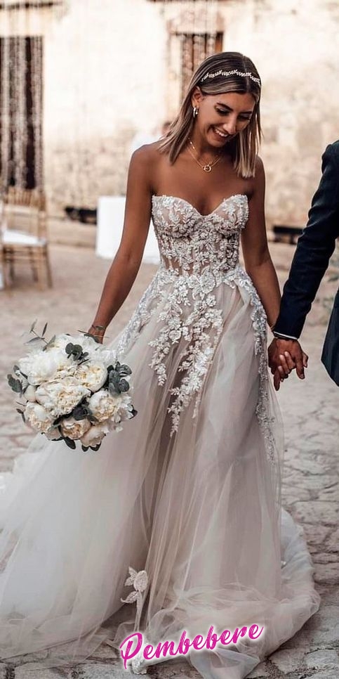 Wedding dresses and jewelry