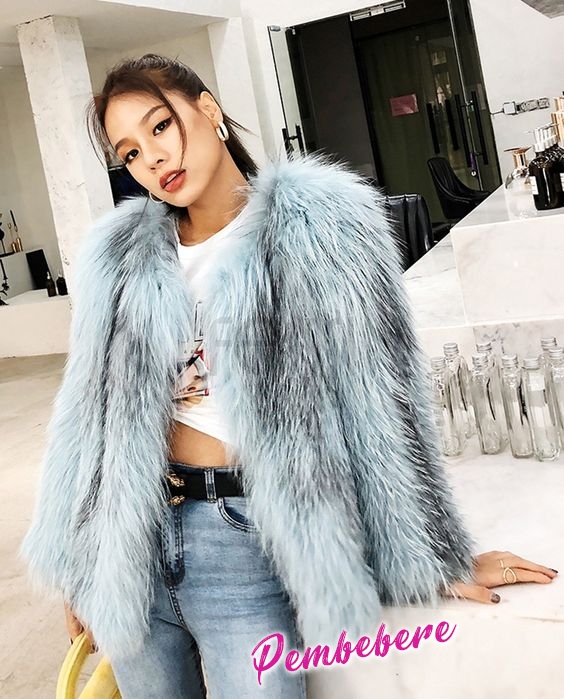 Cropped Knitted Fox Fur Jacket